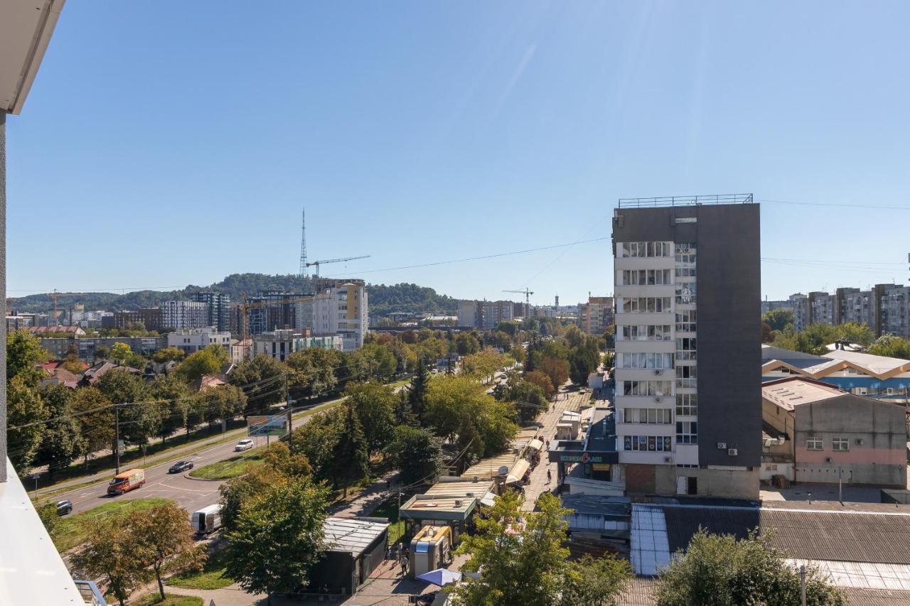 77 Views Apartments By Inshi Lviv Exterior photo