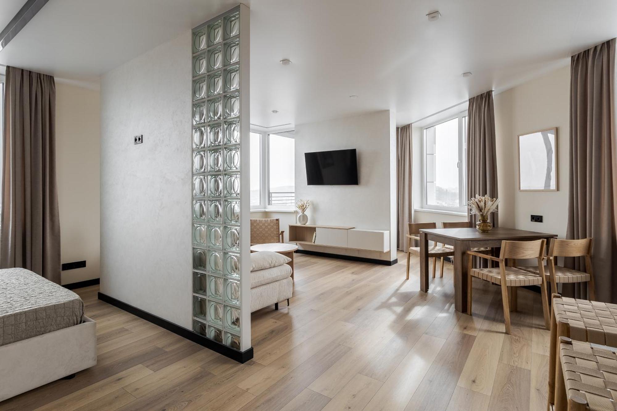 77 Views Apartments By Inshi Lviv Exterior photo