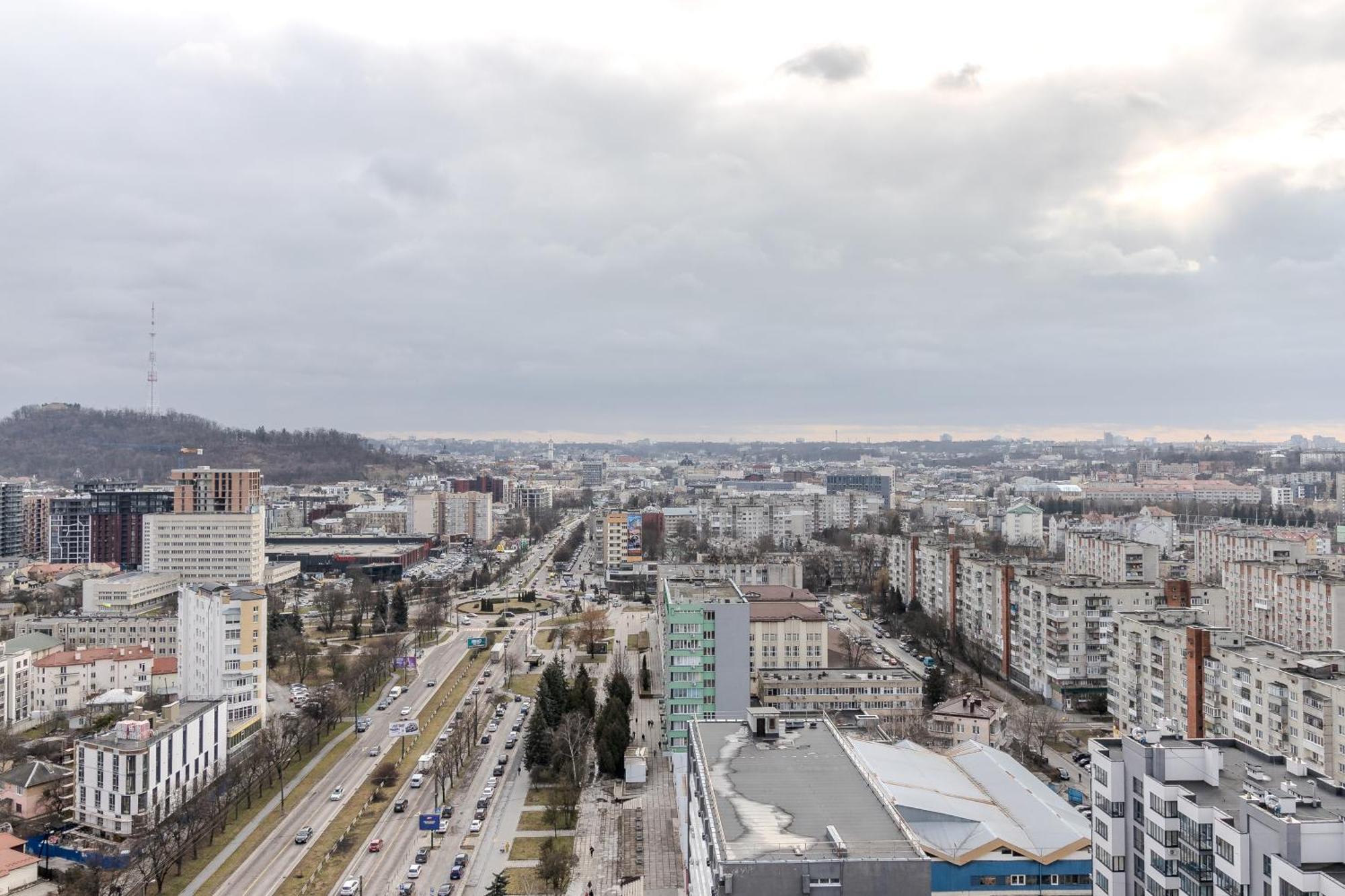 77 Views Apartments By Inshi Lviv Exterior photo