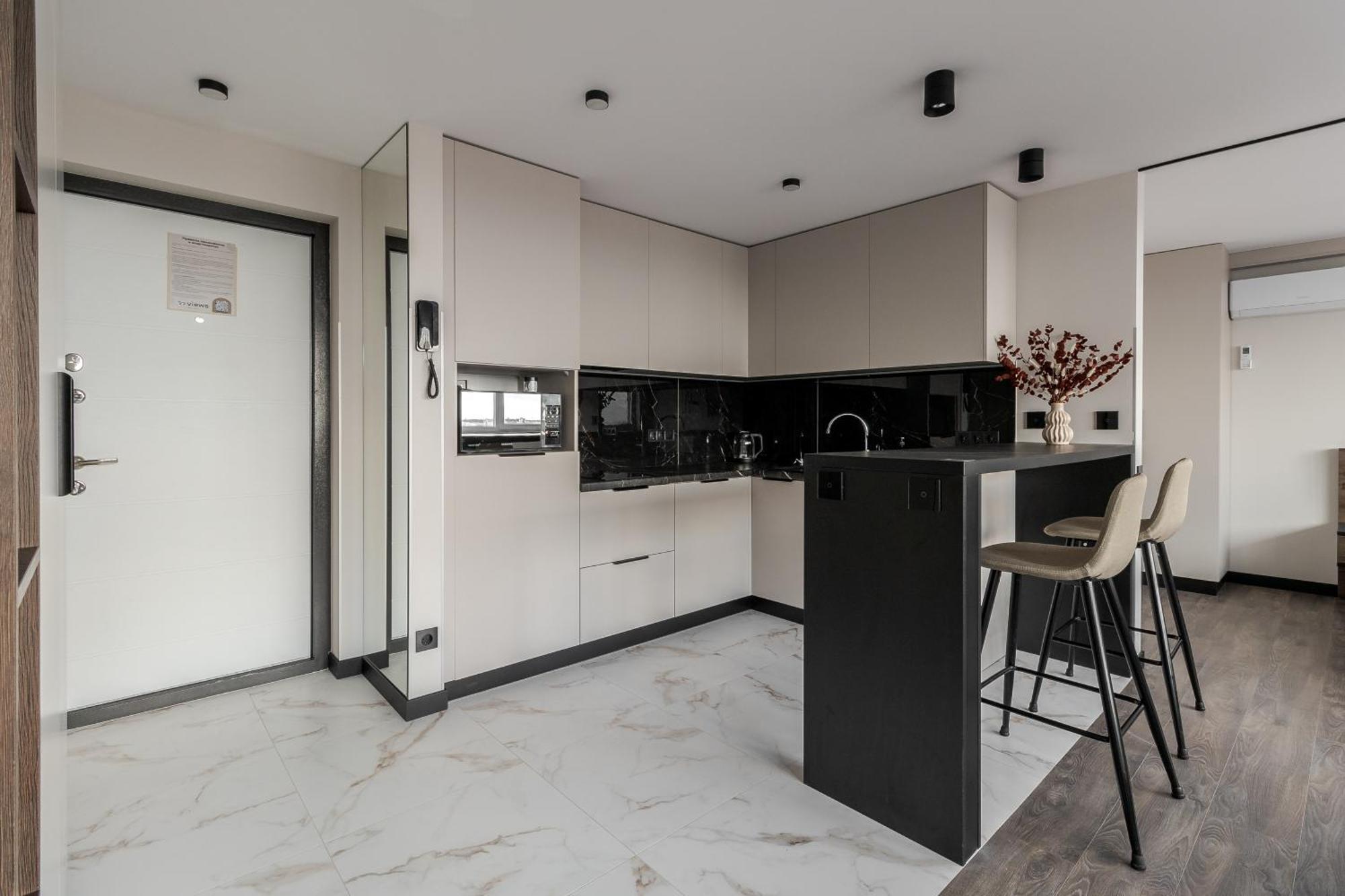 77 Views Apartments By Inshi Lviv Exterior photo